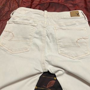American eagle jeggings cream in color- cropped-25” inseam